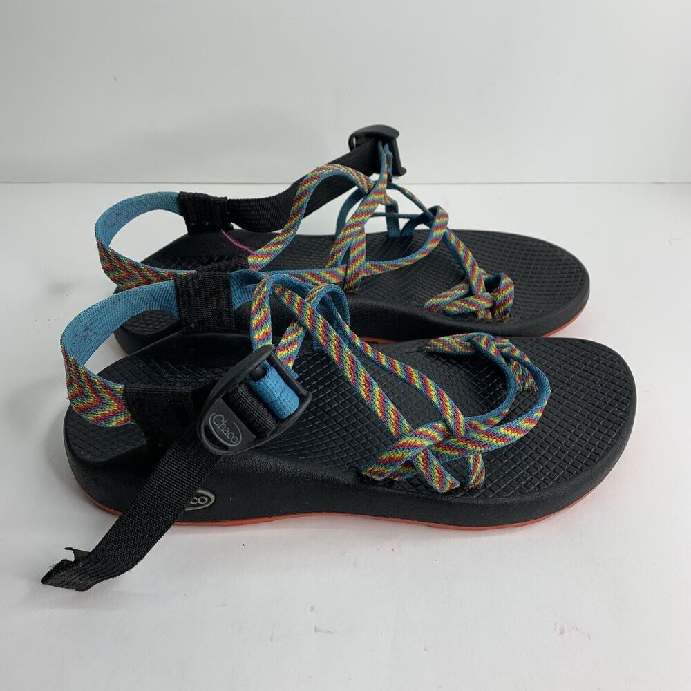 Chaco ZX/2 Yampa Fiesta Size 8 Rainbow‎ Stripe Toe Ring  Ankle Strap Sandals